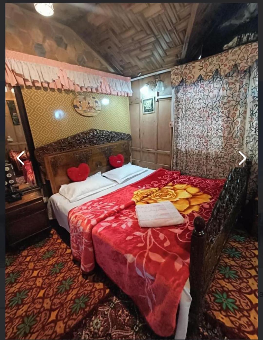New Minar Group Of Houseboats Hotel Srīnagar Værelse billede